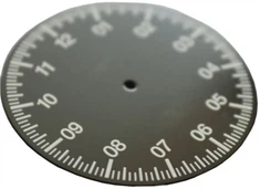 Világos nyomtatott zománcóra tárcsa